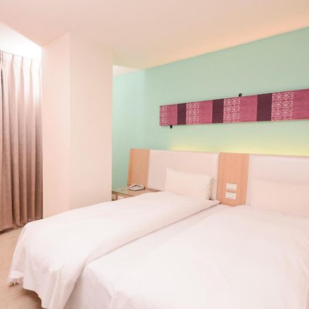 I-Deal Hotel Taichung Luaran gambar