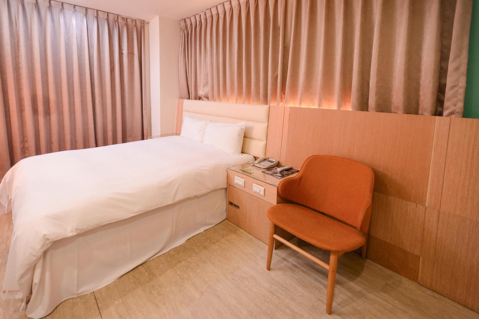 I-Deal Hotel Taichung Luaran gambar