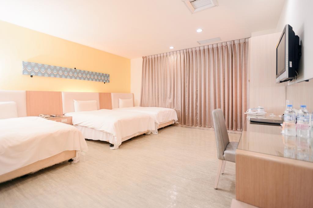 I-Deal Hotel Taichung Bilik gambar