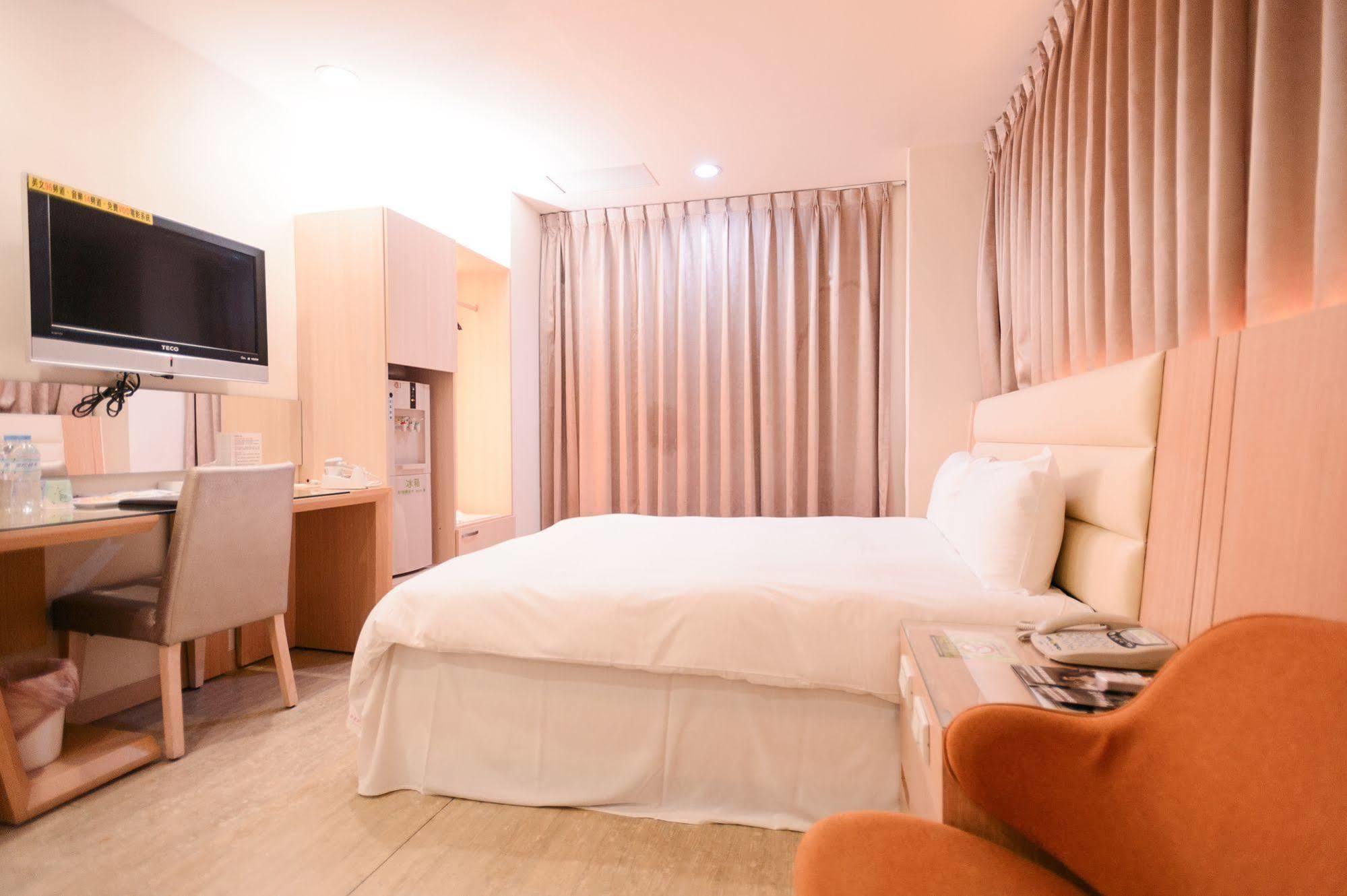 I-Deal Hotel Taichung Luaran gambar