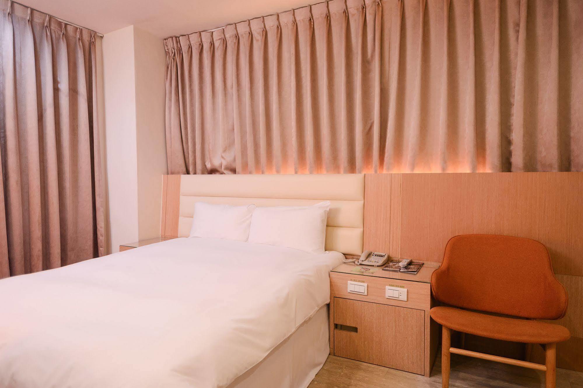 I-Deal Hotel Taichung Luaran gambar