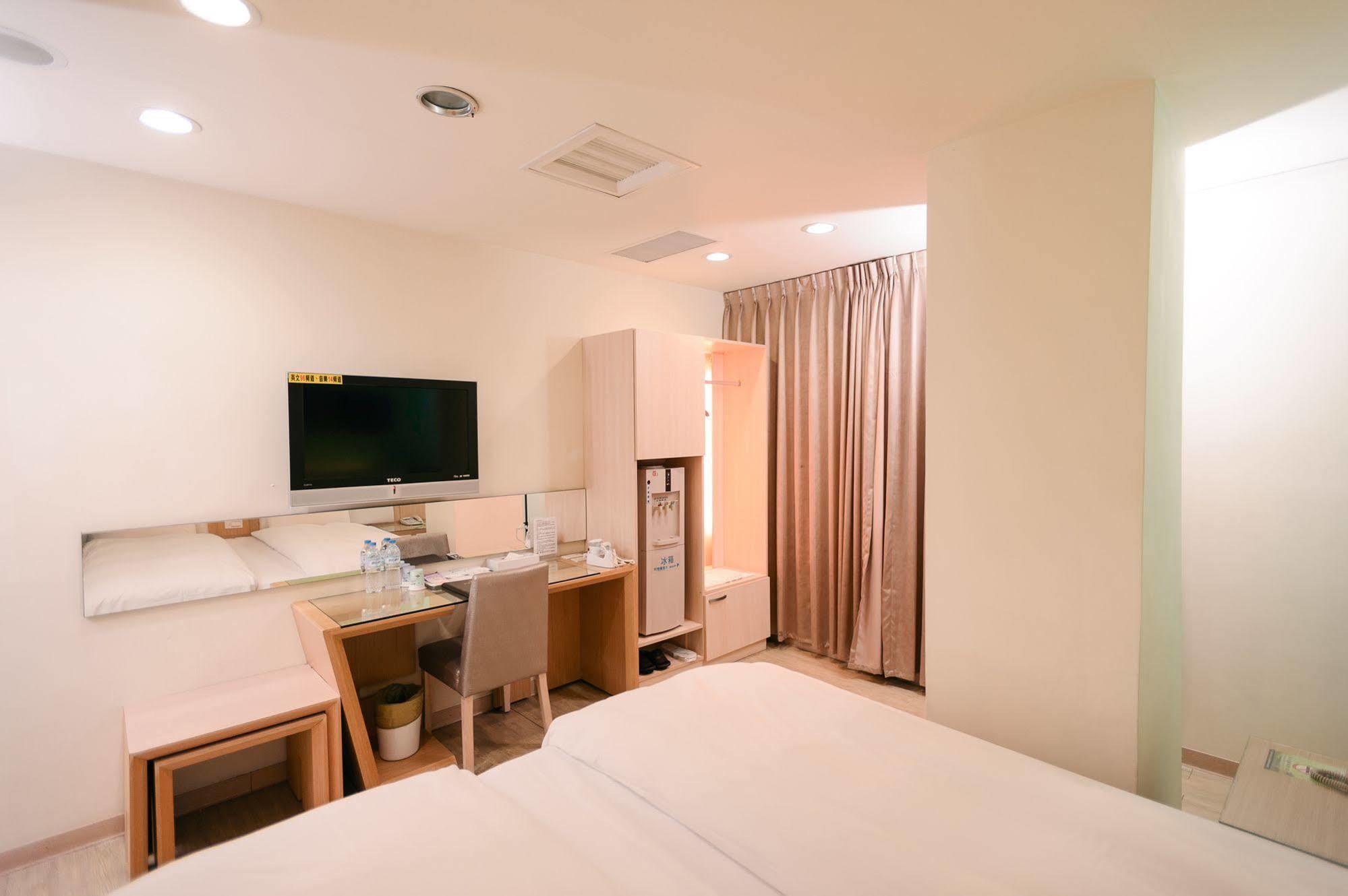 I-Deal Hotel Taichung Luaran gambar